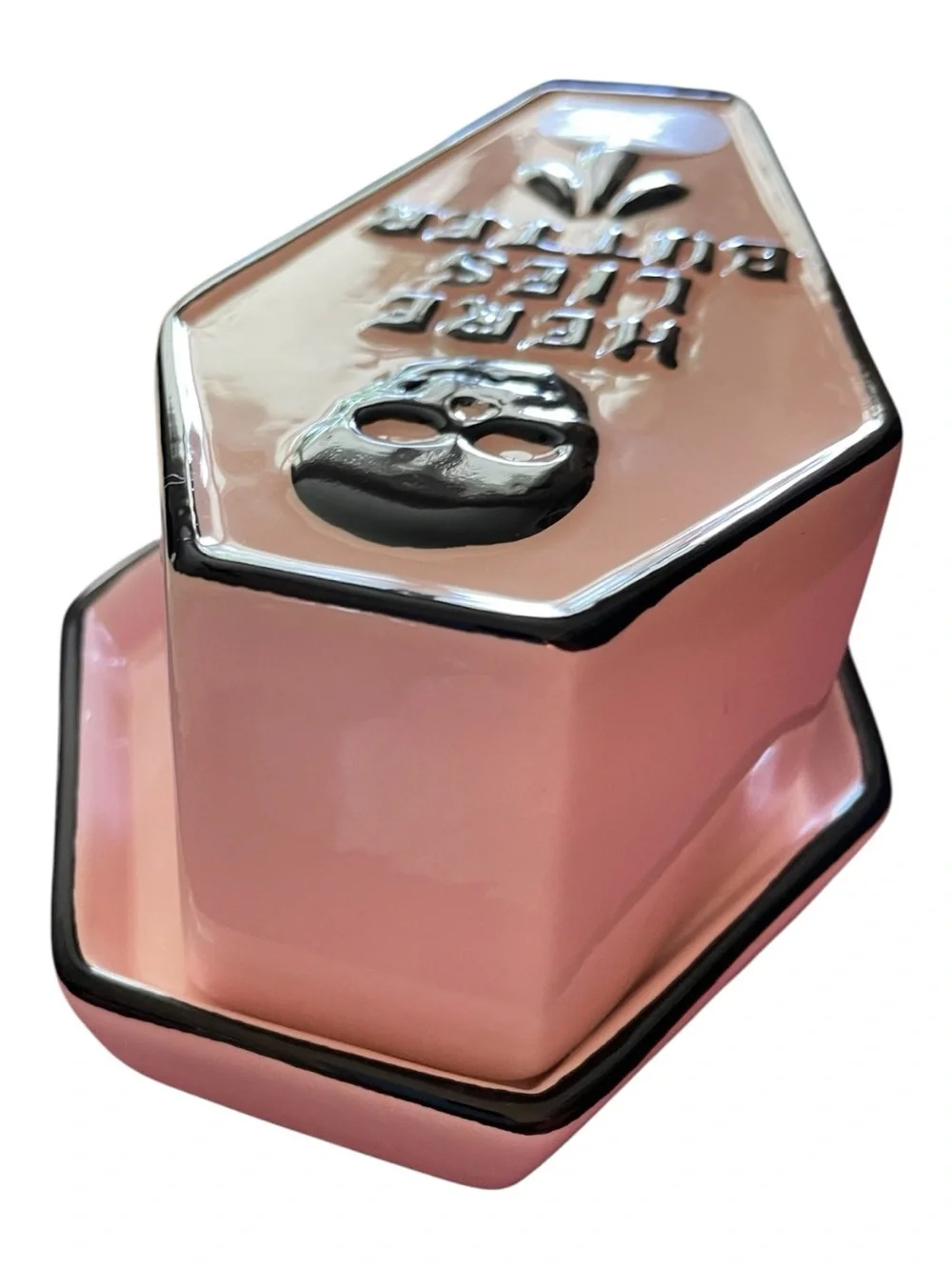 Cobwebs & Cauldrons Hand Painted “Here Lies Butter” Butter Dish Pink Black NWT